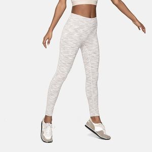 Outdoor Voices Freeform studio legging